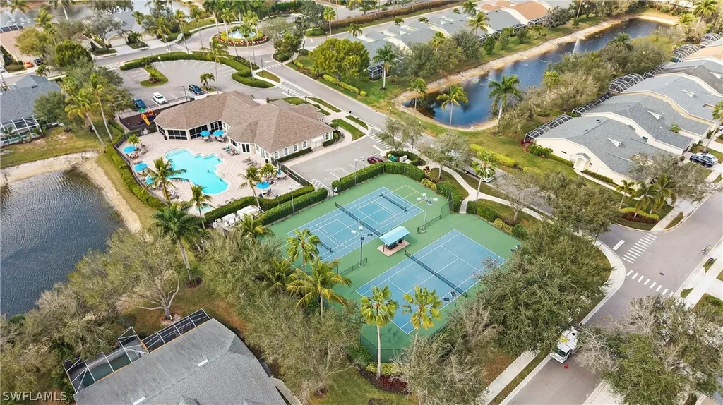 8185 Tauren Court Naples FL 34119