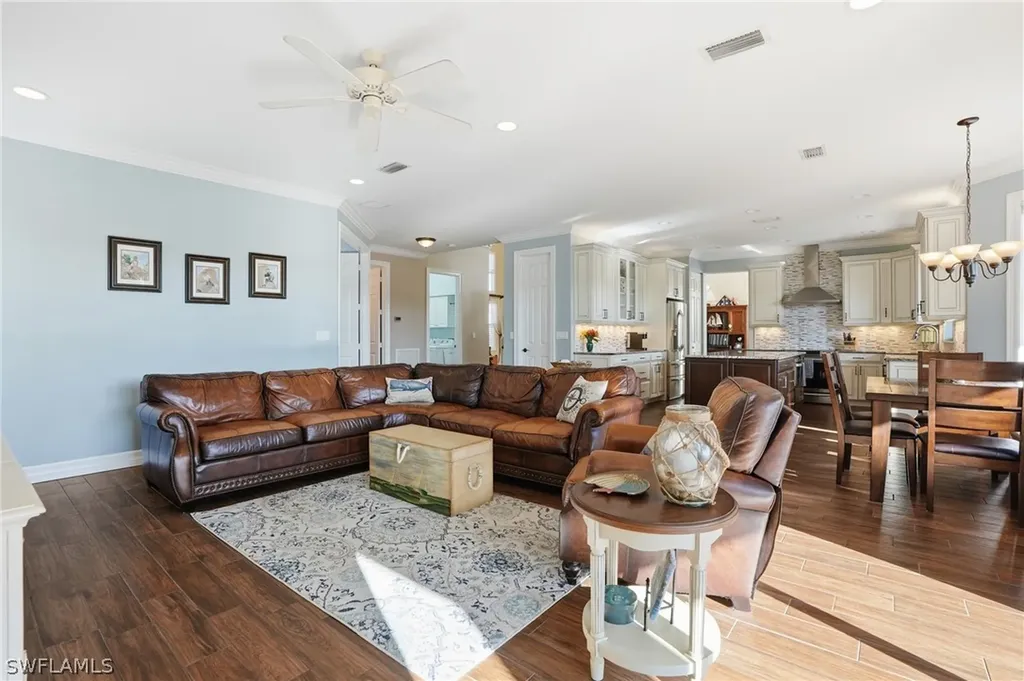 1870 Ivory Cane Point Naples FL 34119