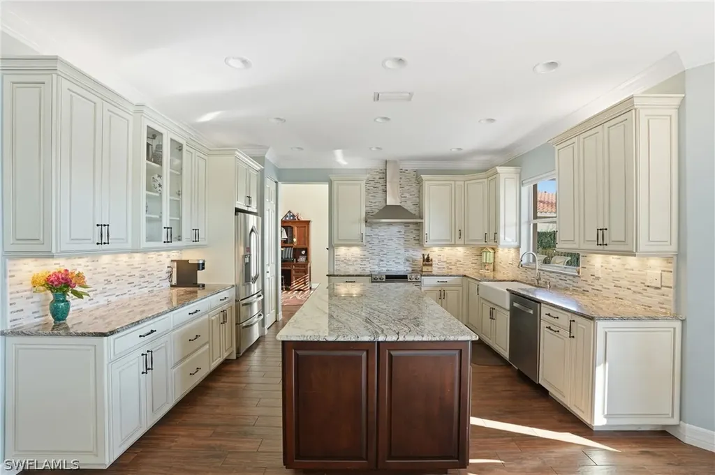1870 Ivory Cane Point Naples FL 34119
