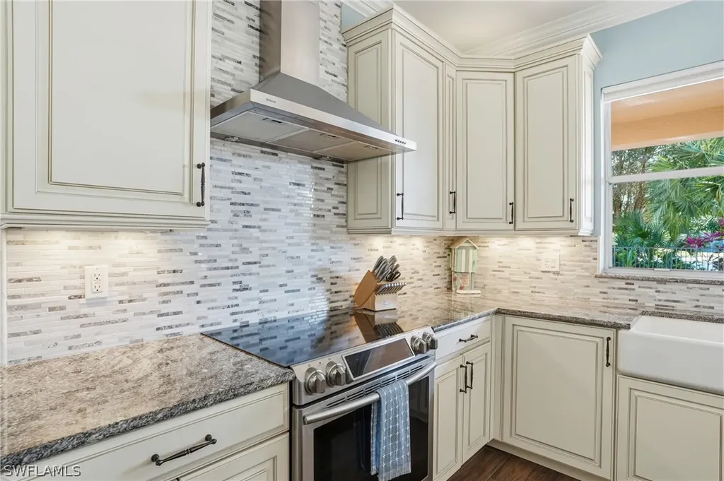 1870 Ivory Cane Point Naples FL 34119