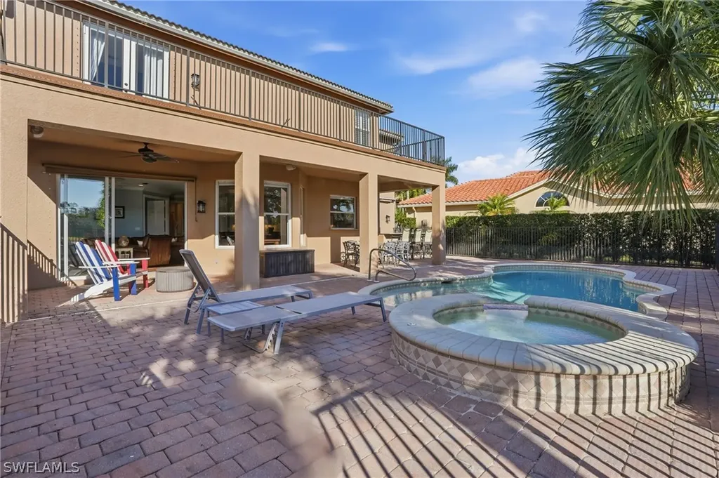 1870 Ivory Cane Point Naples FL 34119