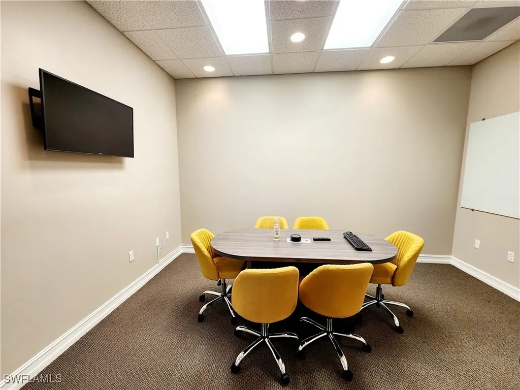 1016 Collier Center Way Naples FL 34110