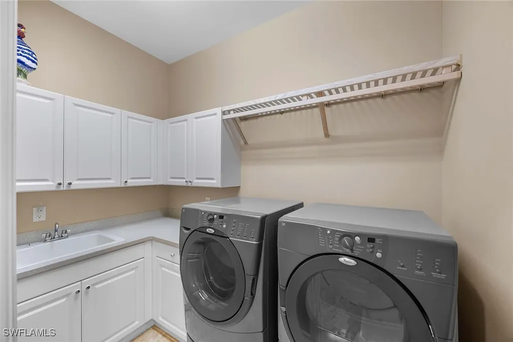 9030 Shenendoah Circle Naples FL 34113