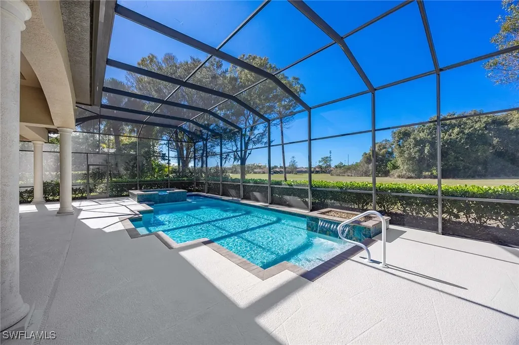 9030 Shenendoah Circle Naples FL 34113