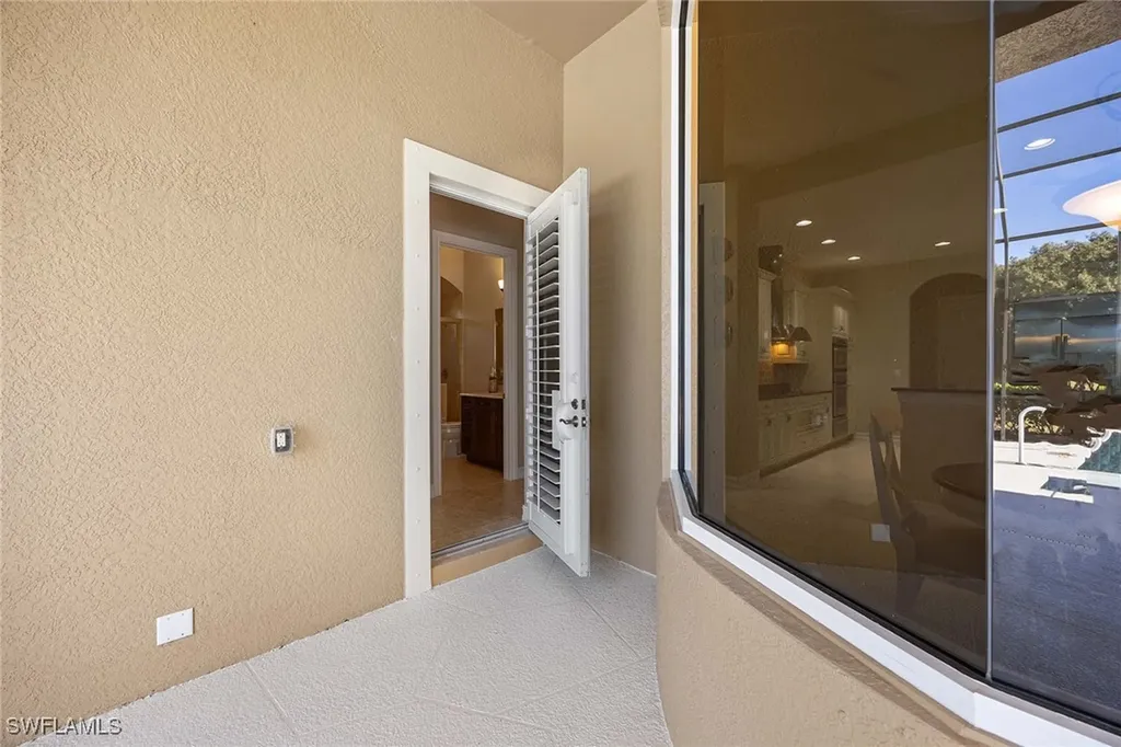 9030 Shenendoah Circle Naples FL 34113