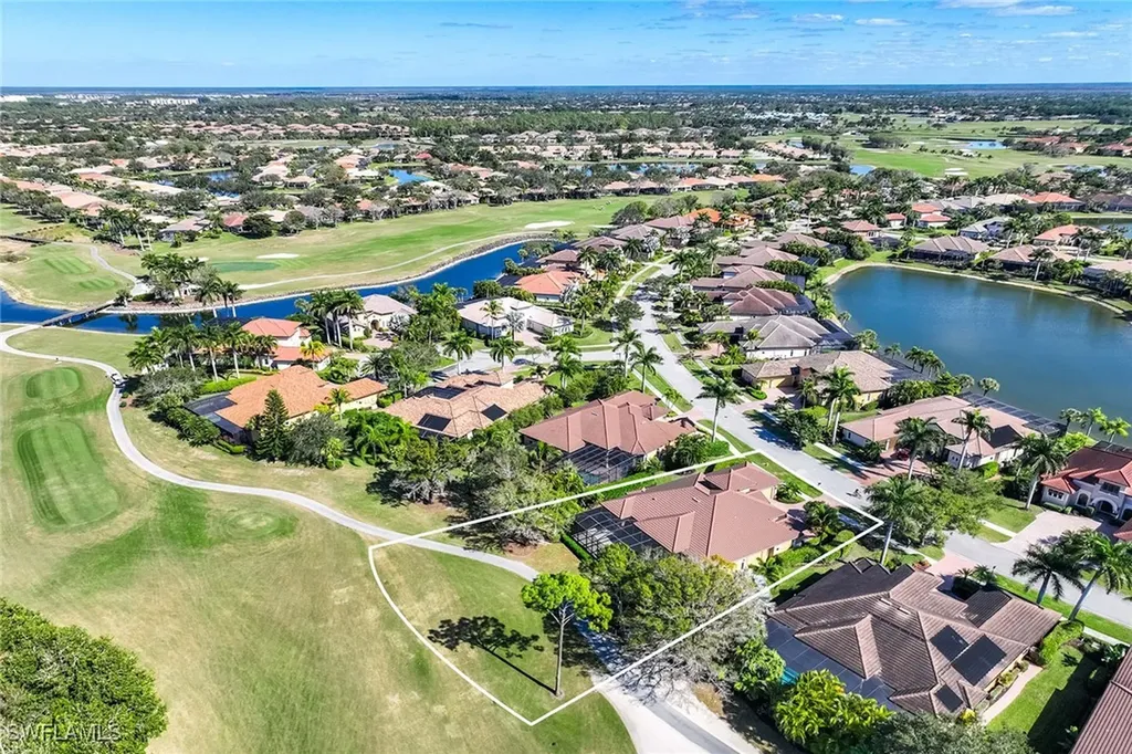 9030 Shenendoah Circle Naples FL 34113