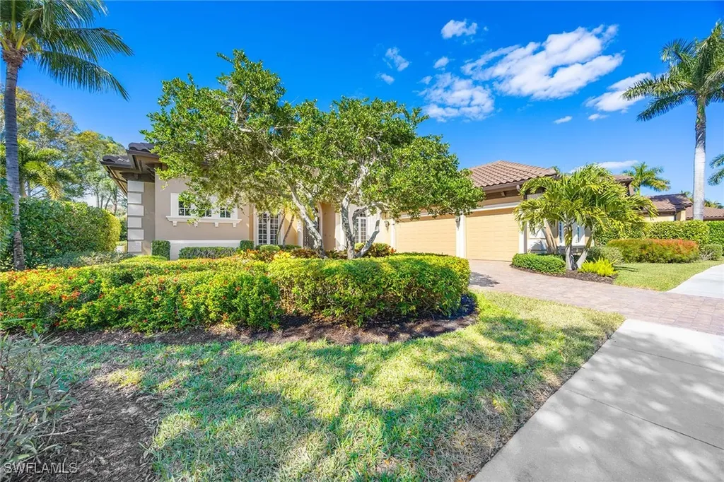 9030 Shenendoah Circle Naples FL 34113