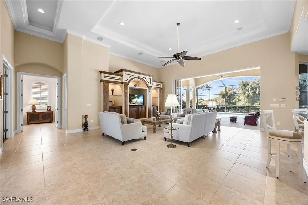 9030 Shenendoah Circle Naples FL 34113