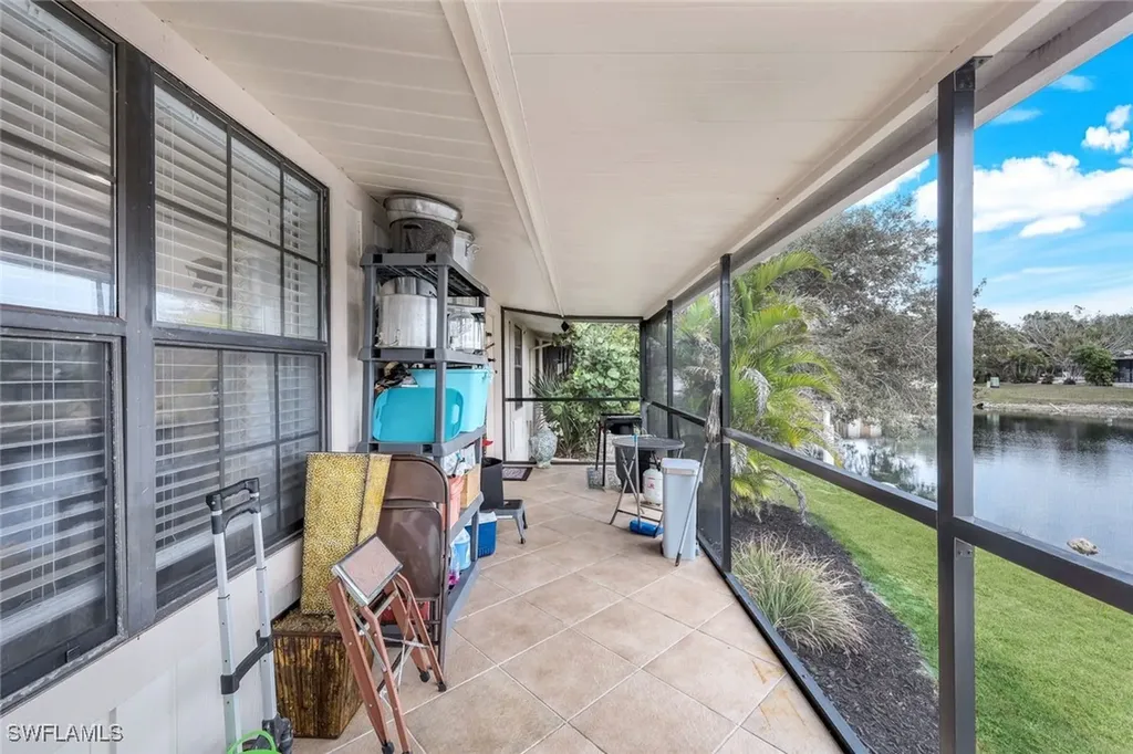 5229 Treetops Drive Naples FL 34113