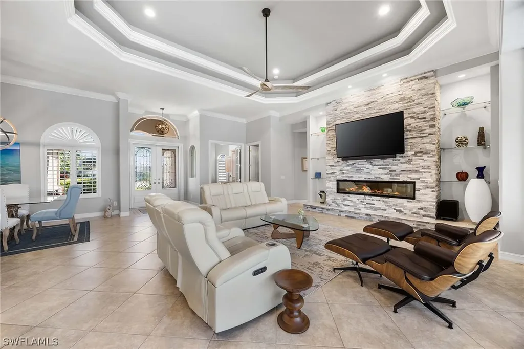 8985 Star Tulip Court Naples FL 34113
