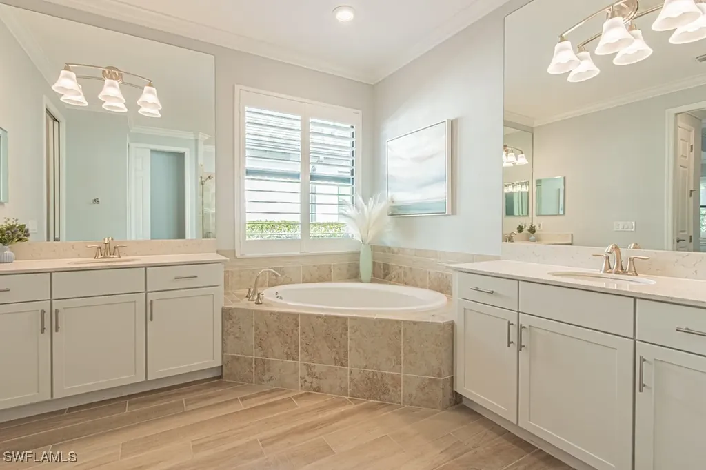 1869 Mustique Street Naples FL 34120