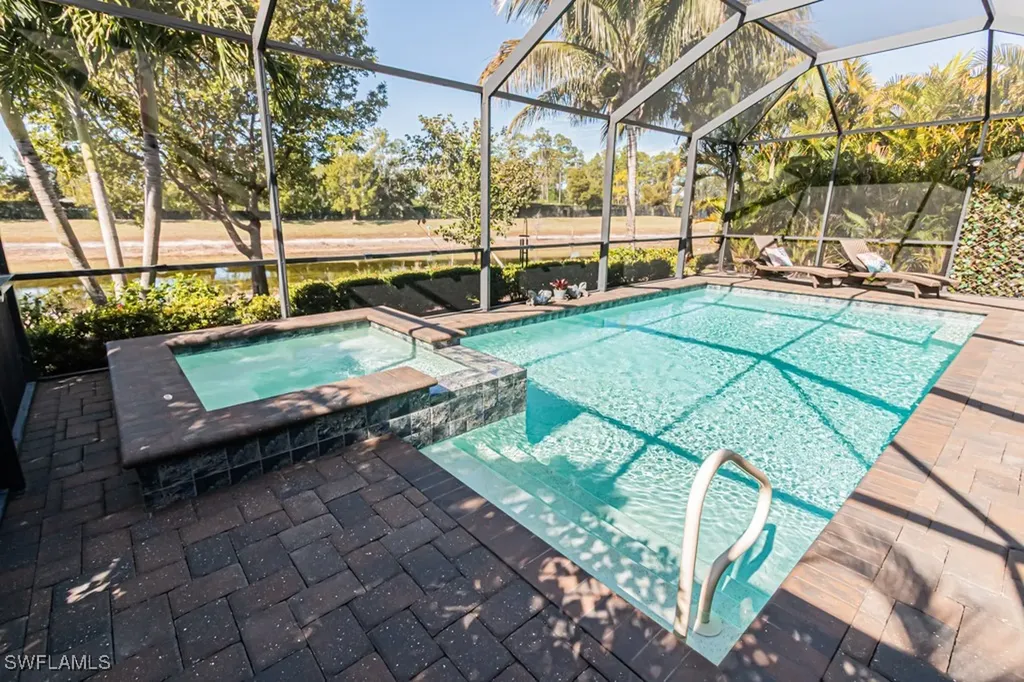 1869 Mustique Street Naples FL 34120