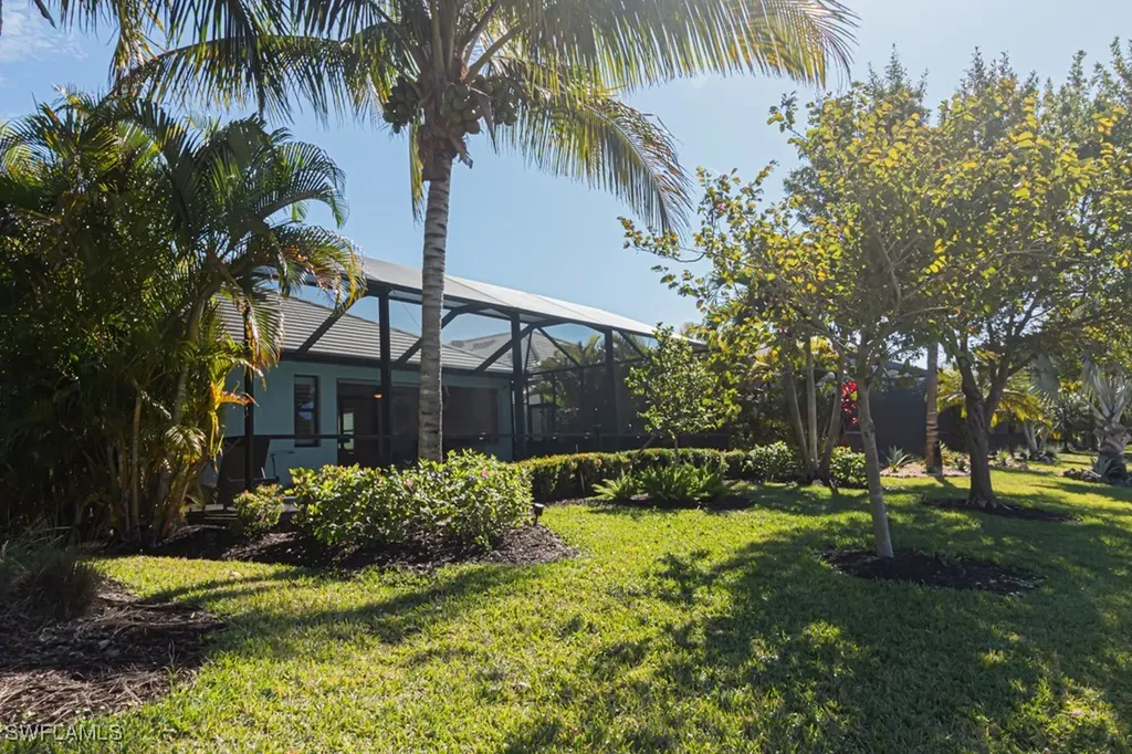 1869 Mustique Street Naples FL 34120