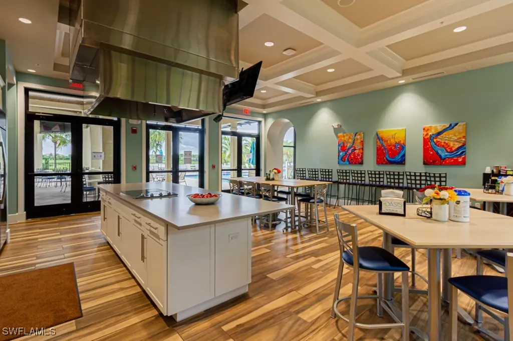 1869 Mustique Street Naples FL 34120