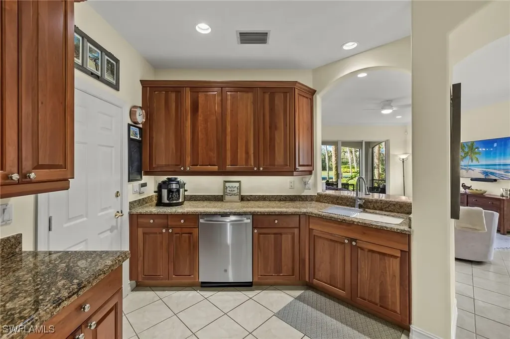 2621 Estrella Court Naples FL 34109