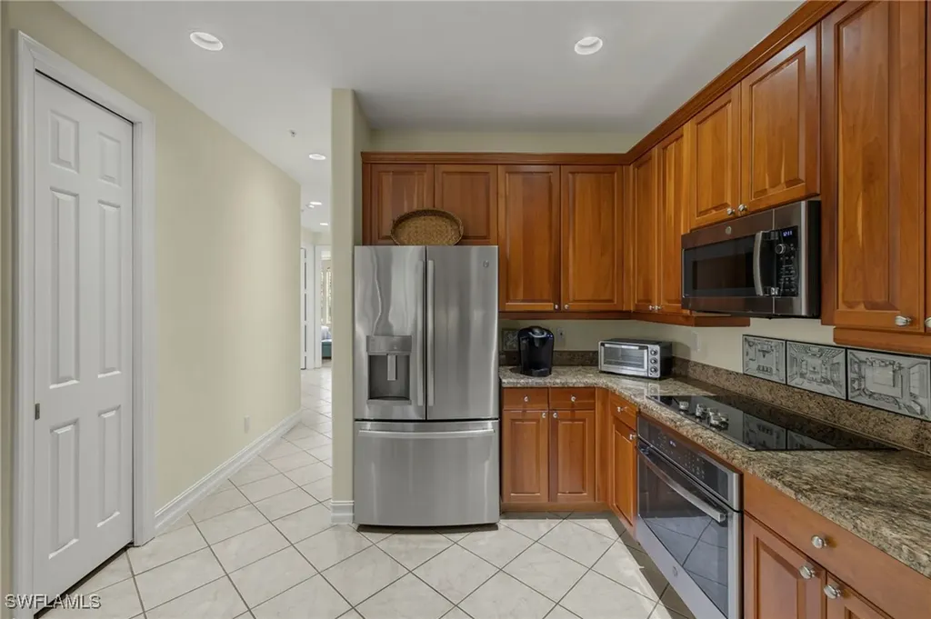 2621 Estrella Court Naples FL 34109