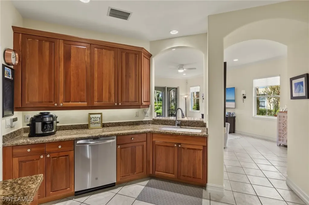 2621 Estrella Court Naples FL 34109