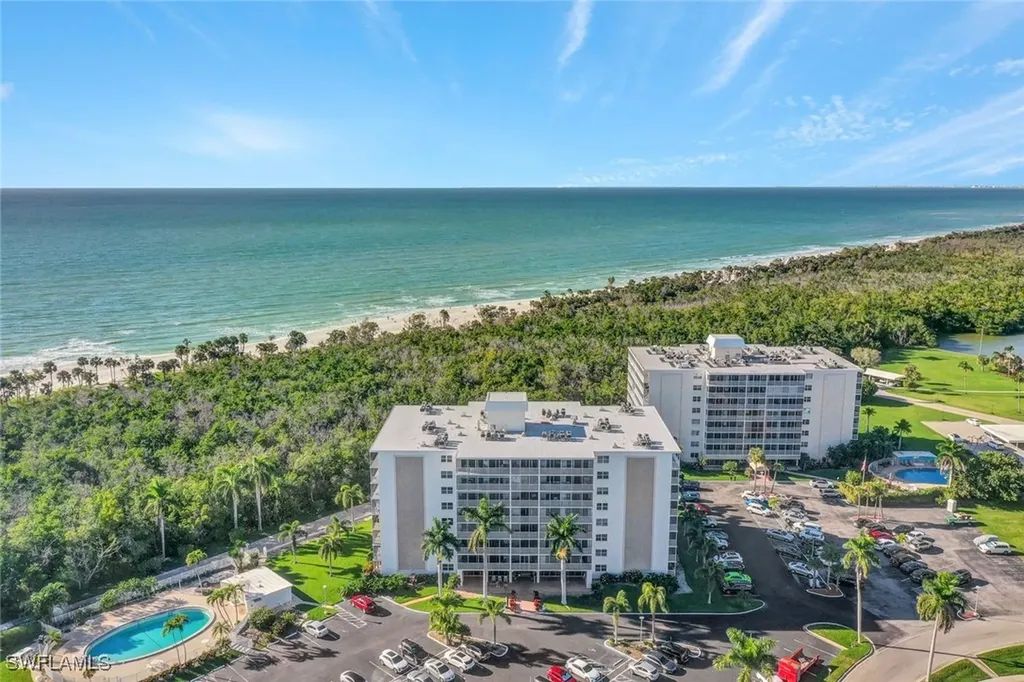 3 Bluebill Avenue Naples FL 34108
