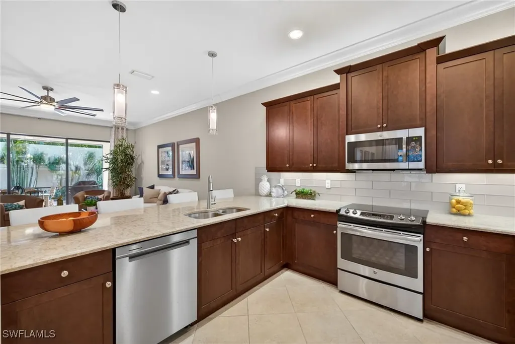 13431 Silktail Drive Naples FL 34109