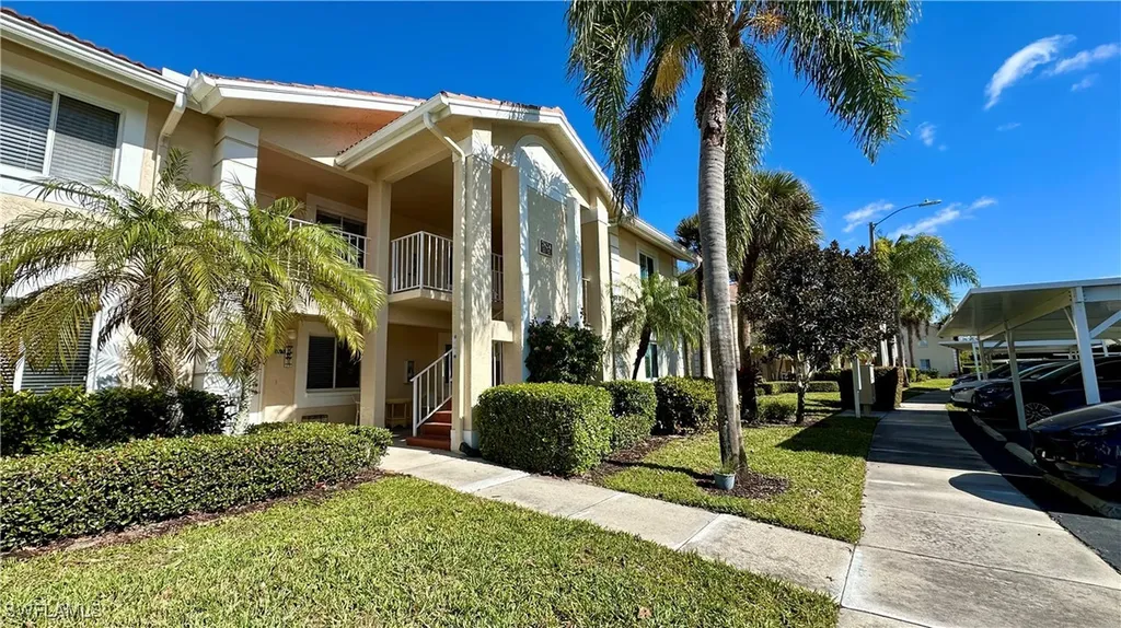 7824 Emerald Circle Naples FL 34109