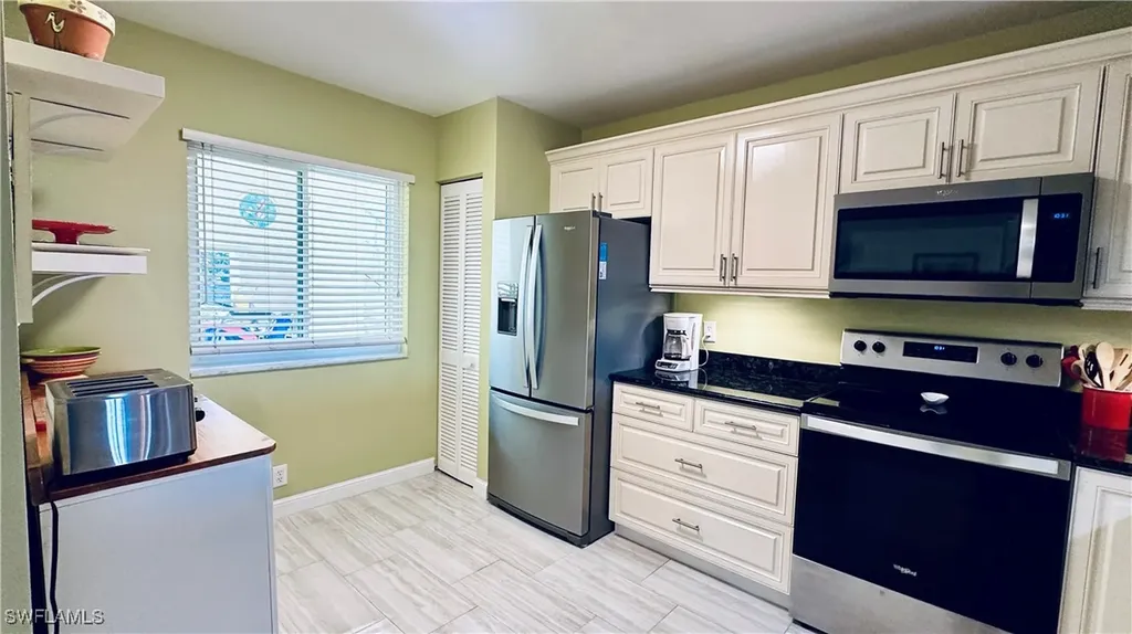7824 Emerald Circle Naples FL 34109