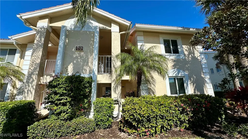 7824 Emerald Circle Naples FL 34109