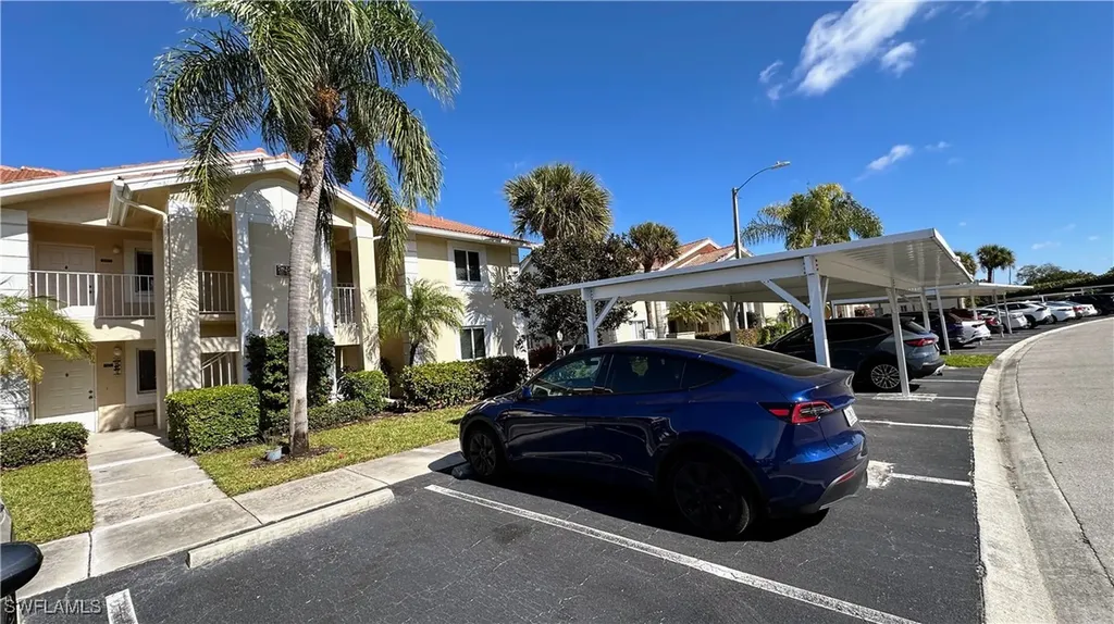 7824 Emerald Circle Naples FL 34109