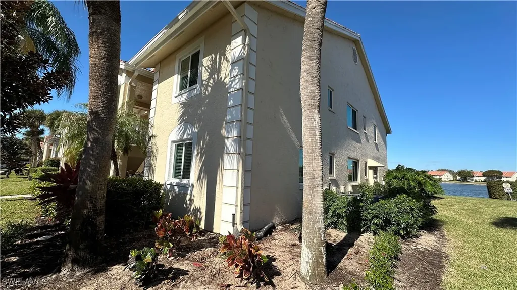 7824 Emerald Circle Naples FL 34109