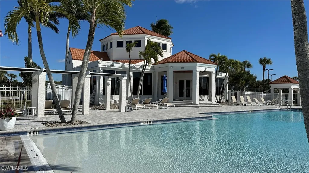 7824 Emerald Circle Naples FL 34109