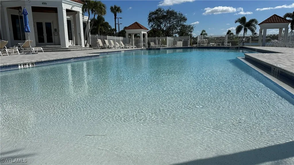 7824 Emerald Circle Naples FL 34109