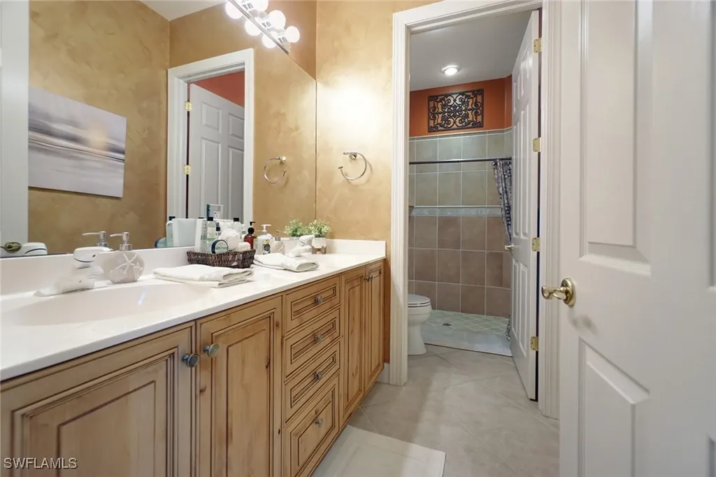 4248 Kensington High Street Naples FL 34105