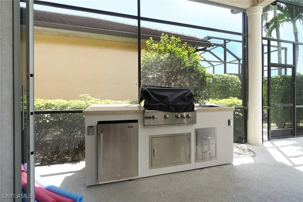 4248 Kensington High Street Naples FL 34105