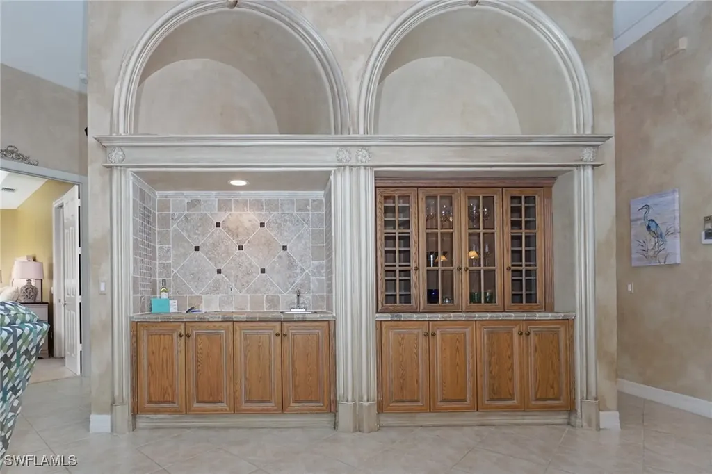 4248 Kensington High Street Naples FL 34105