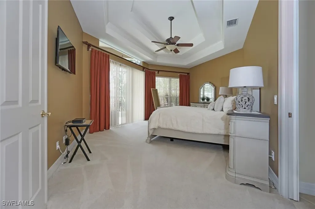 4248 Kensington High Street Naples FL 34105