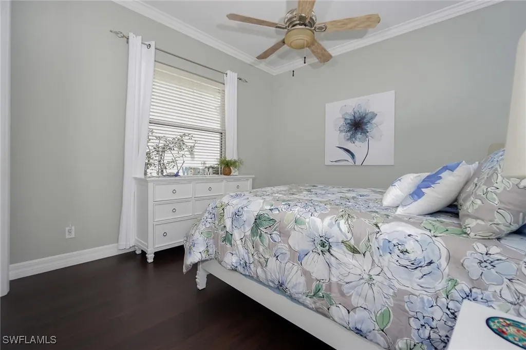 4248 Kensington High Street Naples FL 34105