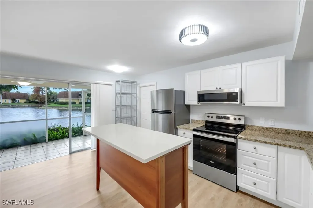 11 Bob O Link Court Naples FL 34105