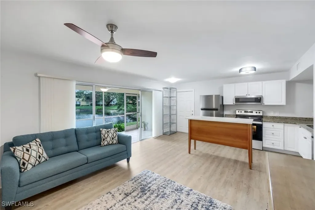 11 Bob O Link Court Naples FL 34105