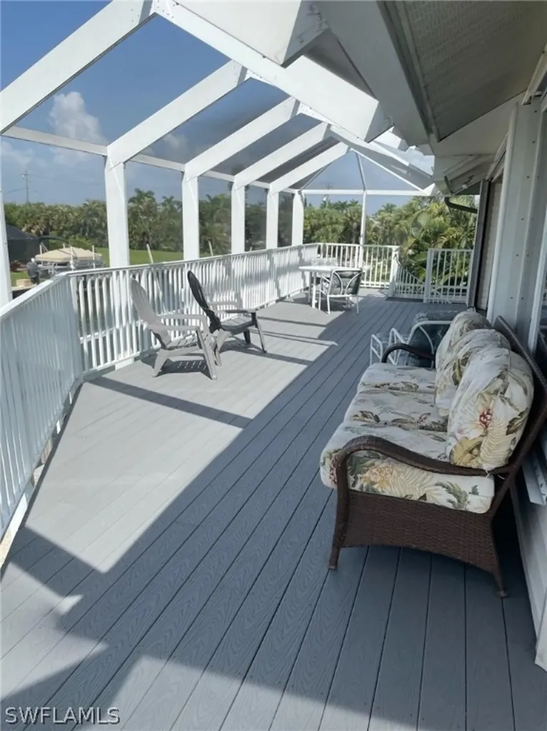 405 Cristobal Street Naples FL 34113