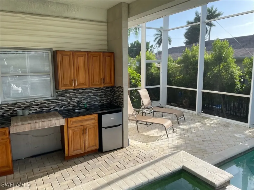 405 Cristobal Street Naples FL 34113