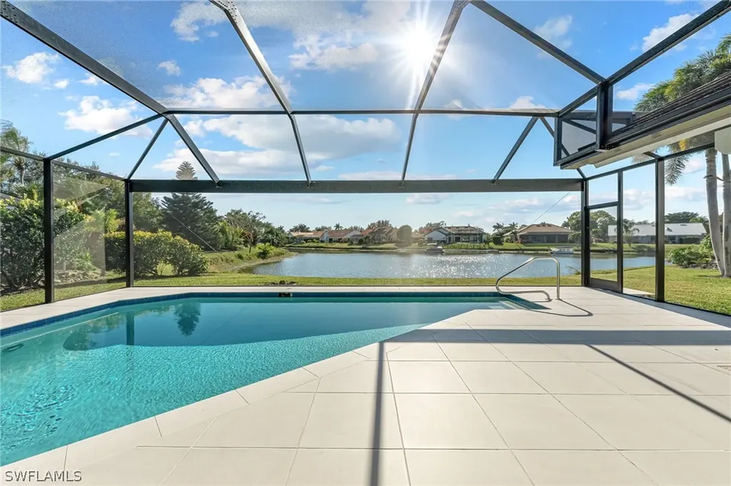 Naples FL, 4256 Mourning Dove Drive