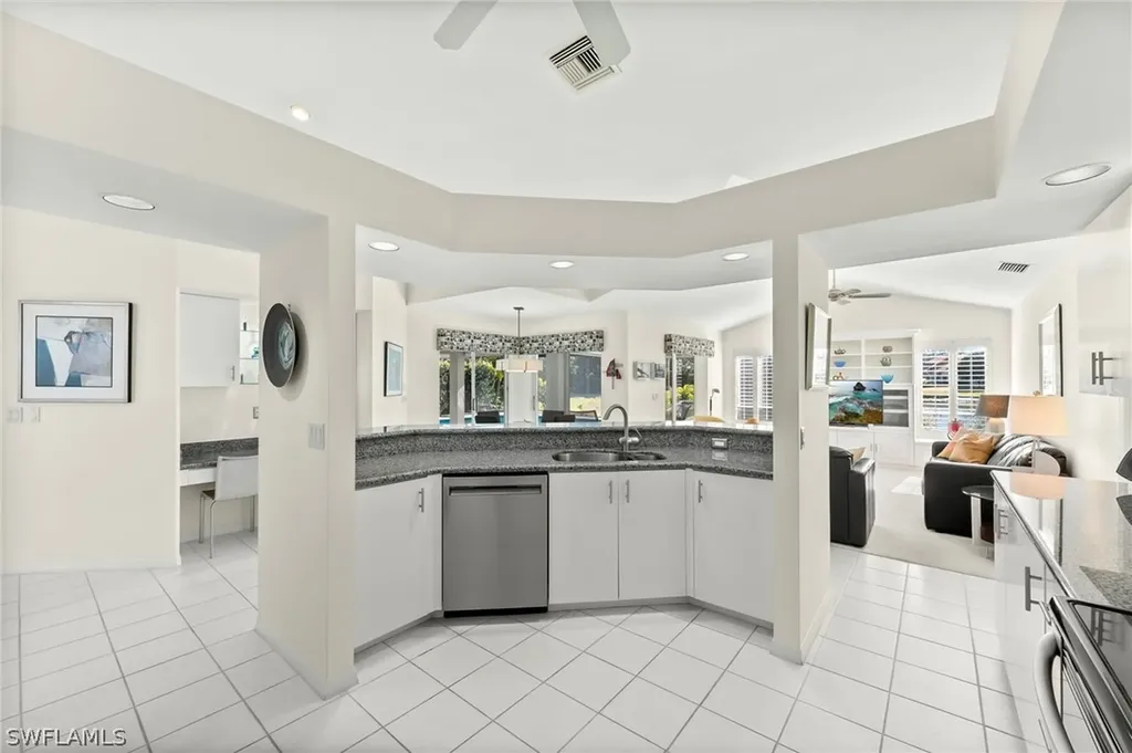 4256 Mourning Dove Drive Naples FL 34119
