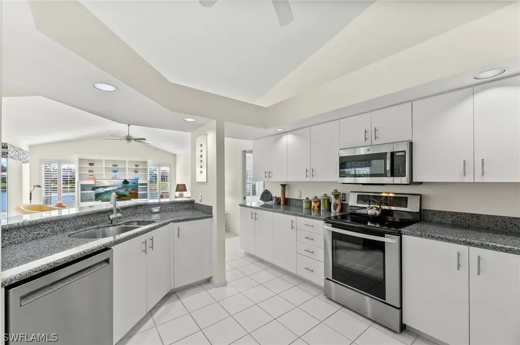 4256 Mourning Dove Drive Naples FL 34119