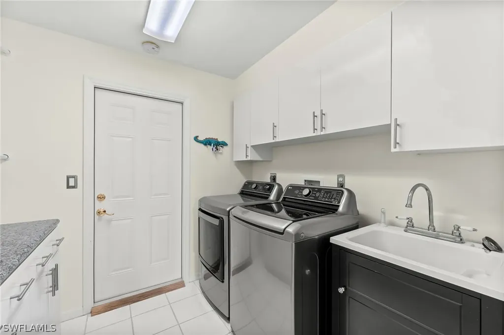 4256 Mourning Dove Drive Naples FL 34119