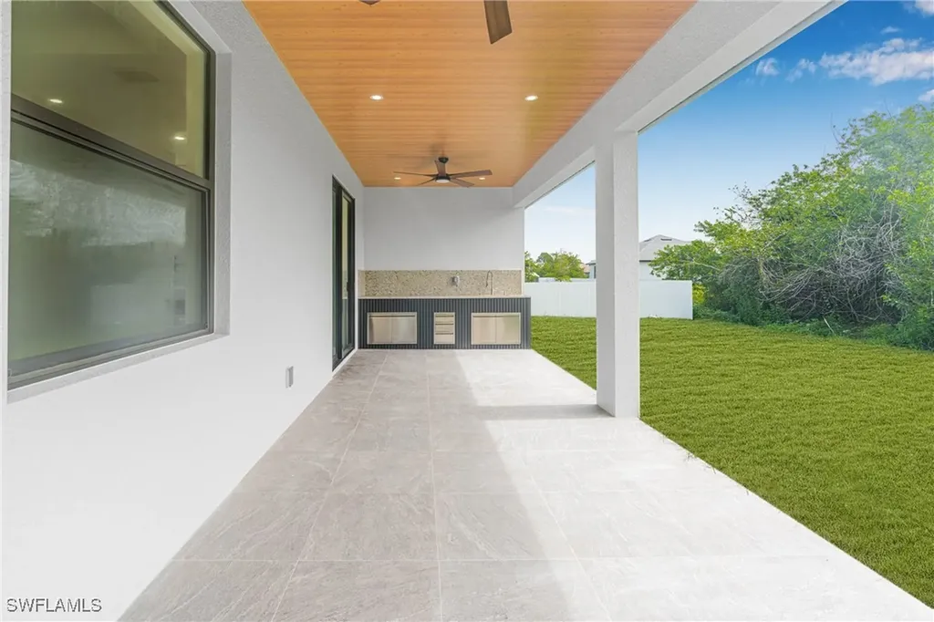 529 Kilgour Avenue Lehigh Acres FL 33974