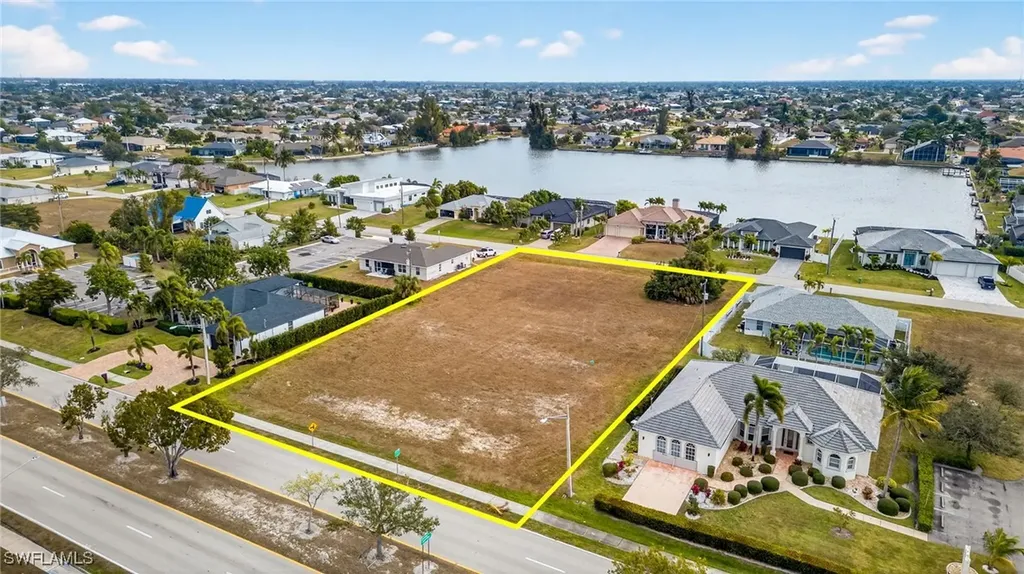 3723 Chiquita Boulevard S Cape Coral FL 33914
