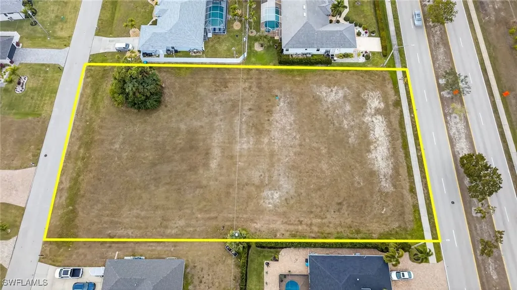 3723 Chiquita Boulevard S Cape Coral FL 33914