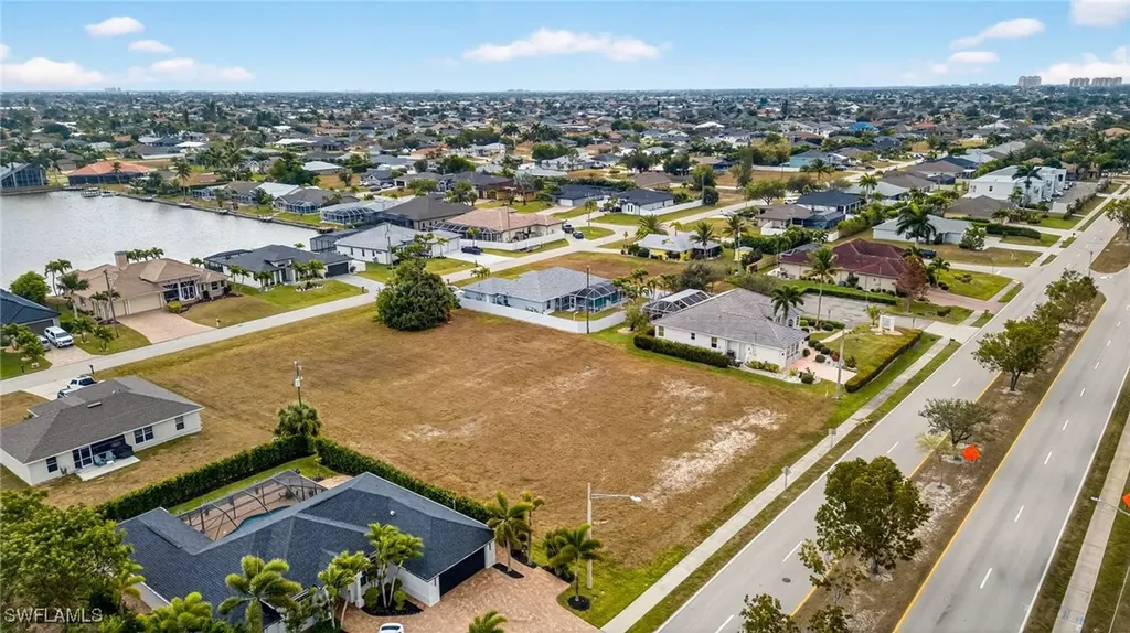 3723 Chiquita Boulevard S Cape Coral FL 33914
