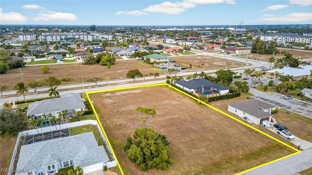 3723 Chiquita Boulevard S Cape Coral FL 33914