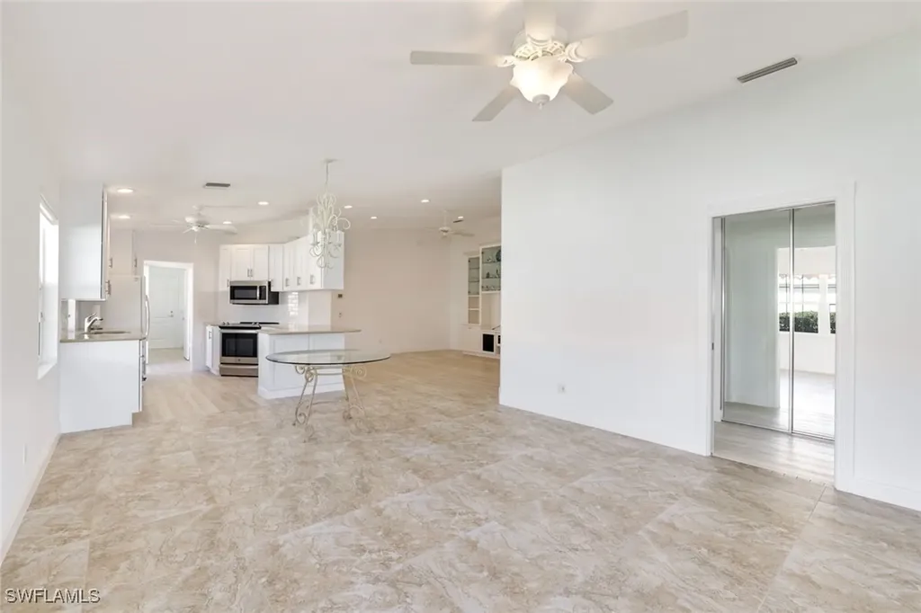 4103 Los Altos Court Naples FL 34109