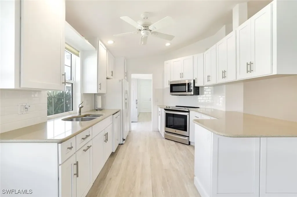 4103 Los Altos Court Naples FL 34109